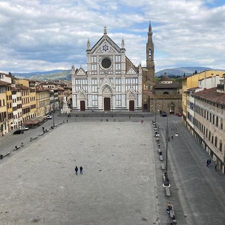 Apartmán Attico In Piazza Santa Croce Florencie Exteriér fotografie